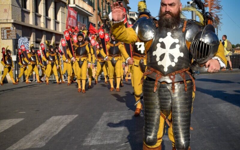 Il Gioco del Ponte Pisa: la rievocazione medievale che infiamma il Giugno Pisano